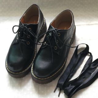 ダブルクローゼット(w closet)のw closet 厚底レースアップシューズ 23.5(ローファー/革靴)