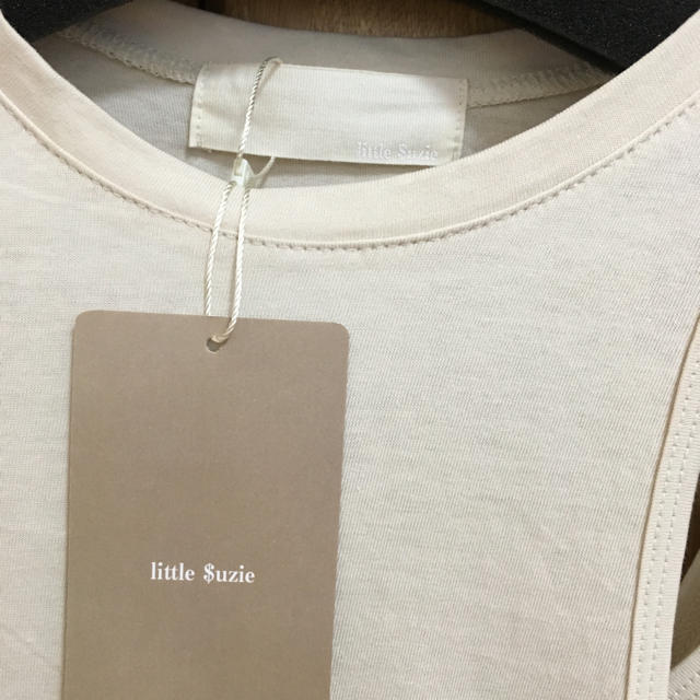 正規品 新品未使用タグ付き リトルスージー アシンメトリーTシャツ 正規品 新品未使用タグ付き リトルスージー アシンメトリーTシャツ