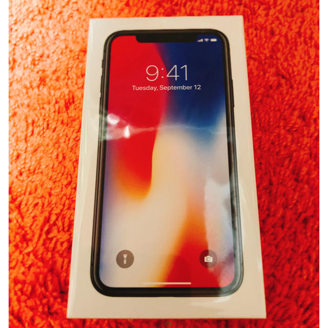 新品未使用！ iPhone X 64GB SIMロック解除