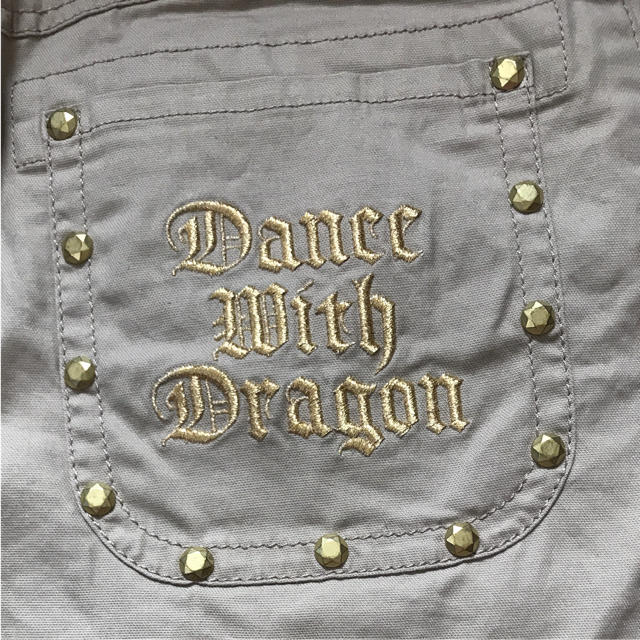 Dance With Dragon(ダンスウィズドラゴン)の最終大特価ダンスウィズドラゴンスタッズスカート スポーツ/アウトドアのゴルフ(ウエア)の商品写真