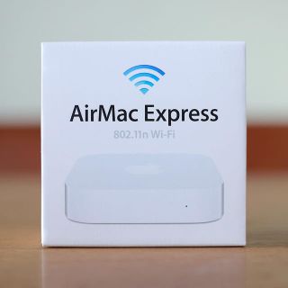 アップル(Apple)の【 美品☆ AirMac Express 】(PC周辺機器)