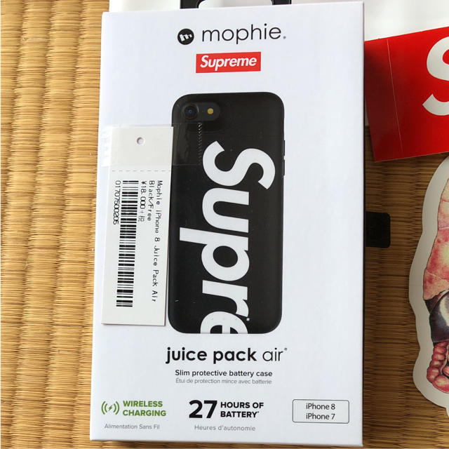 Supreme(シュプリーム)のsupreme mophie iphone8 juice pack air スマホ/家電/カメラのスマホアクセサリー(iPhoneケース)の商品写真