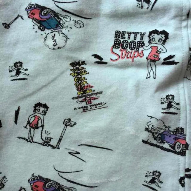 SLY(スライ)の【新品】SLY & Betty Boop タイトスカート レディースのスカート(ミニスカート)の商品写真