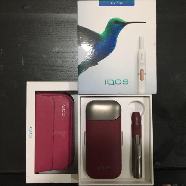 IQOS(アイコス)のIQOS 2.4plus ルビーレッド 限定色 美品 メンズのファッション小物(タバコグッズ)の商品写真