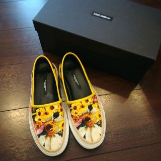 ドルチェアンドガッバーナ(DOLCE&GABBANA)の【aya様専用お取り置き】ドルチェ&ガッバーナ フラワースリッポン(スリッポン/モカシン)