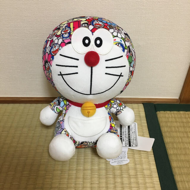 ユニクロ　ドラえもん　ぬいぐるみ