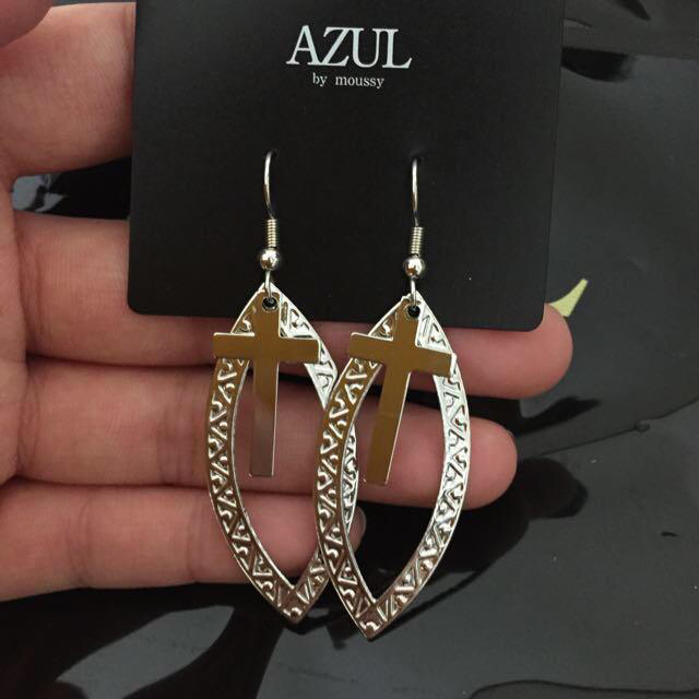 AZUL by moussy(アズールバイマウジー)のAZUL ピアス レディースのアクセサリー(ピアス)の商品写真