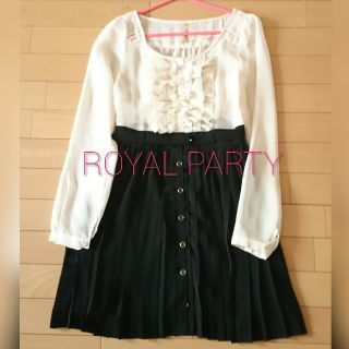 ロイヤルパーティー(ROYAL PARTY)の美品 ロイヤル パーティー プリーツワンピース ウエストベルト(ひざ丈ワンピース)