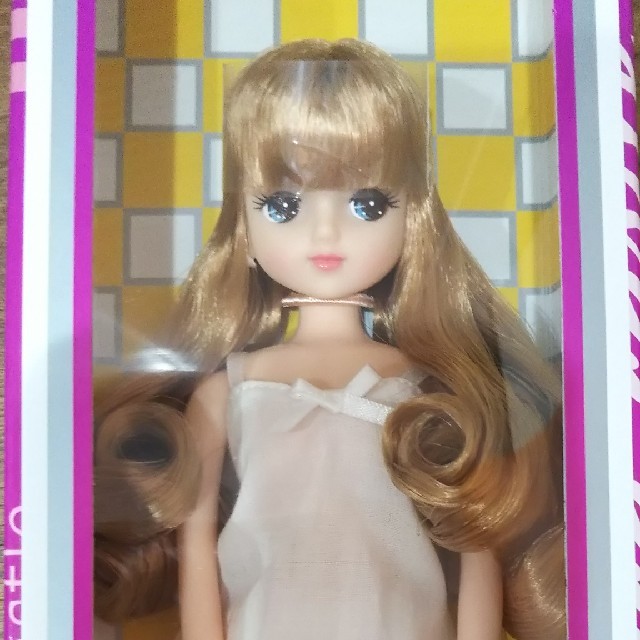 リカちゃんキャッスル きらちゃん 裾ロール | フリマアプリ ラクマ