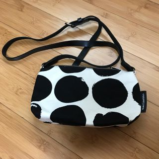 マリメッコ(marimekko)の☆マリメッコ ショルダーバッグ ドット☆(ショルダーバッグ)