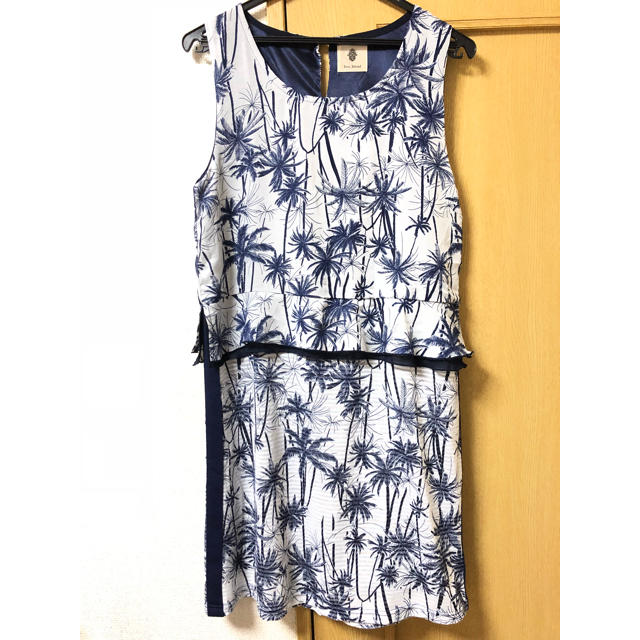 Bou Jeloud ヤシの木柄 ワンピースの通販 By Ycn 6002 S Shop ブージュルードならラクマ Bou Jeloud ヤシの木柄 ワンピースの通販 By Ycn 6002 S Shop ブージュルードならラクマ