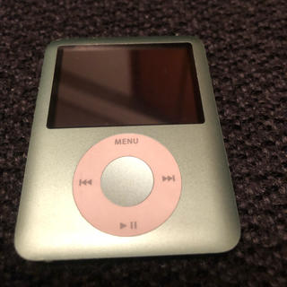 アイポッドタッチ(iPod touch)のiPod  代3世代  8GB(ポータブルプレーヤー)