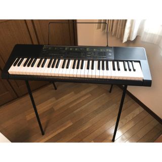 カシオ(CASIO)の電子キーボード61鍵(CASIO) CTK-2200 教則本とスタンド付き(キーボード/シンセサイザー)