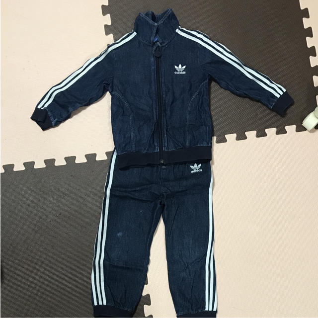 adidas(アディダス)のadidas デニムジャージ キッズ/ベビー/マタニティのキッズ服男の子用(90cm~)(その他)の商品写真