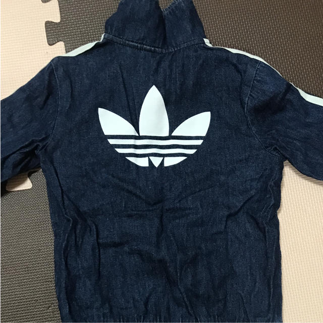 adidas(アディダス)のadidas デニムジャージ キッズ/ベビー/マタニティのキッズ服男の子用(90cm~)(その他)の商品写真