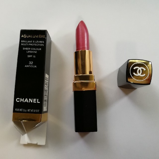 CHANEL(シャネル)のシャネル 口紅 アクアルミエール 32 ANTIGUA コスメ/美容のベースメイク/化粧品(口紅)の商品写真