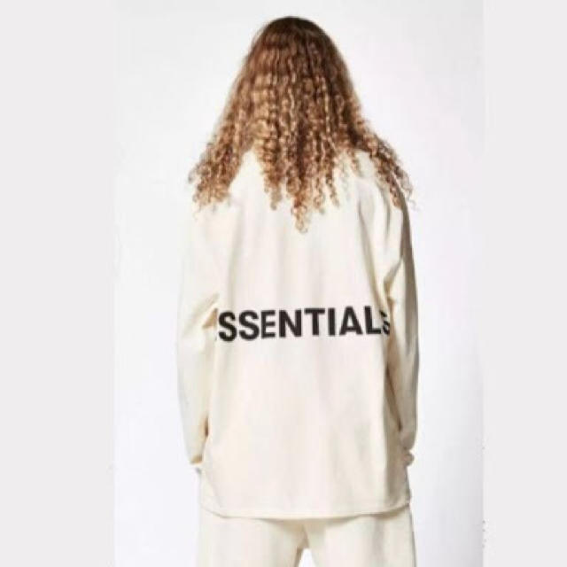 FEAR OF GOD(フィアオブゴッド)の新品 Sサイズ FOG essentials long sleeve cream メンズのトップス(Tシャツ/カットソー(七分/長袖))の商品写真