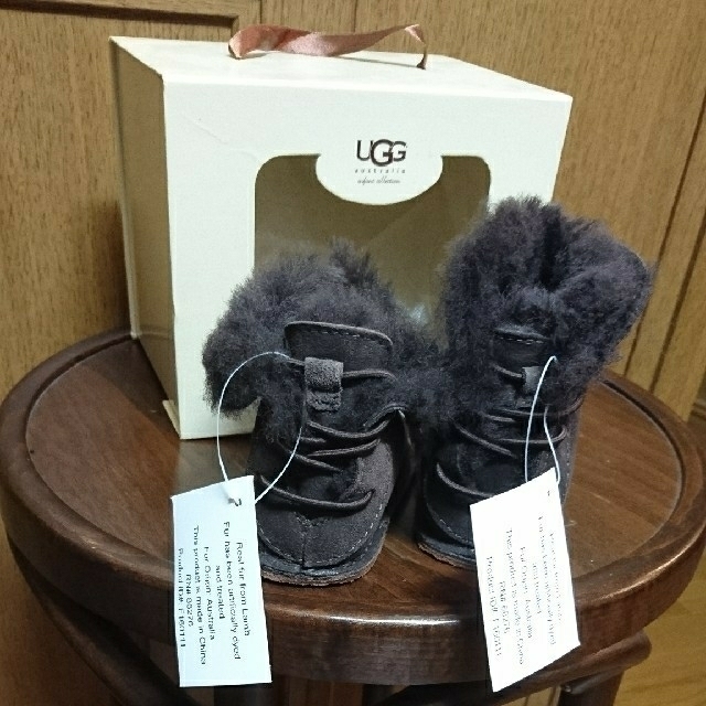 UGG(アグ)のUGGアグ  ベビーブーツ  I BOO キッズ/ベビー/マタニティのベビー靴/シューズ(~14cm)(ブーツ)の商品写真