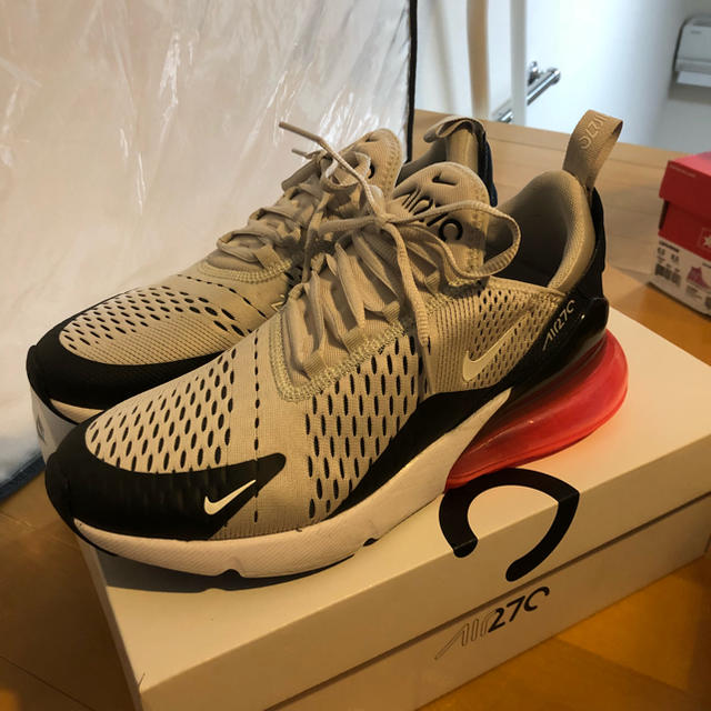 NIKE(ナイキ)のairmax 270  メンズの靴/シューズ(スニーカー)の商品写真