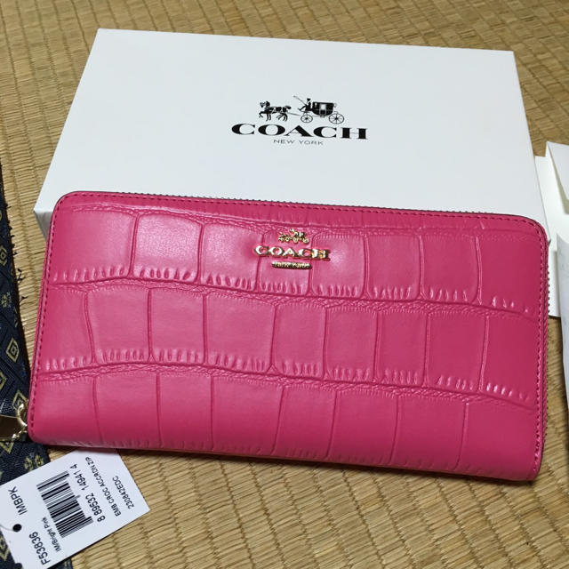 coach コーチ クロコ 型押し ピンク 長財布