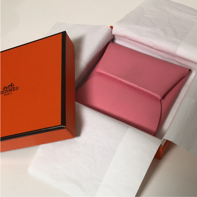 Hermes(エルメス)のエルメス バスティア ローズコンフェッティ レディースのファッション小物(コインケース)の商品写真