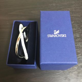 スワロフスキー(SWAROVSKI)のスワロフスキー Crystaldust Crossバングル(ブレスレット/バングル)