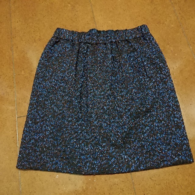 Drawer(ドゥロワー)のDrawer ドゥロワー ブルーラメ糸 刺繍 スカート レディースのスカート(ミニスカート)の商品写真