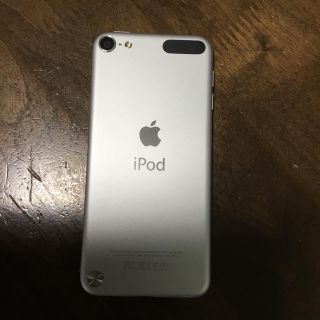 アイポッドタッチ(iPod touch)のiPod touch 5世代 32GB シルバー(ポータブルプレーヤー)