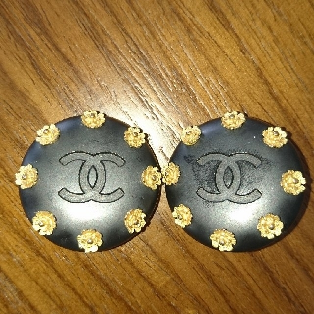 大振り CHANEL ヴィンテージ イヤリング-