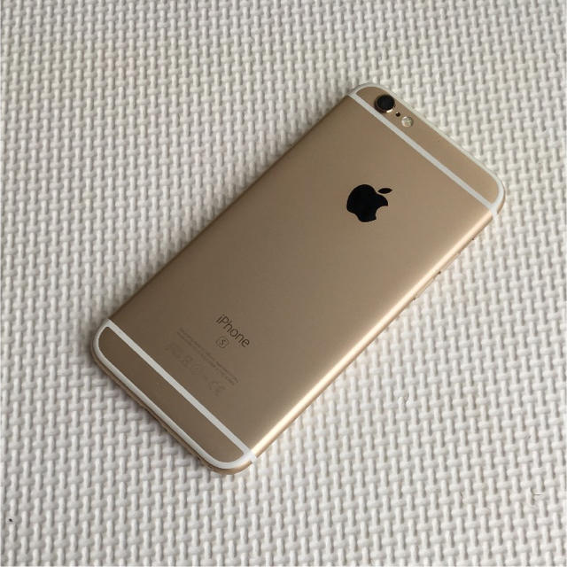 Apple(アップル)のiPhone 6s Gold 64GB SIMフリー スマホ/家電/カメラのスマートフォン/携帯電話(スマートフォン本体)の商品写真