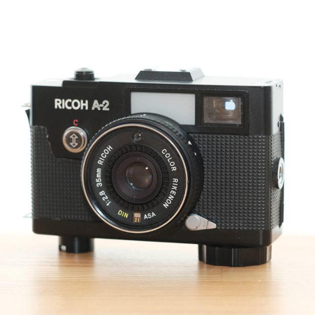 RICOH(リコー)の【レア】　フィルムカメラ　アンティーク　リコーA-2　動作品　※送料込み スマホ/家電/カメラのカメラ(フィルムカメラ)の商品写真