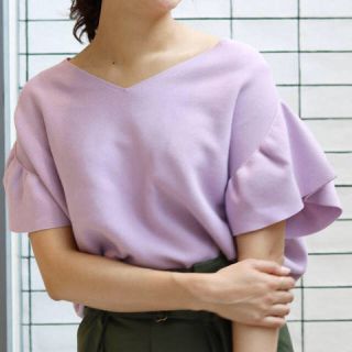 イエナ(IENA)の【美品】IENA Oggiラッフル袖プルオーバー パープル(ニット/セーター)