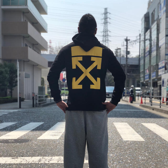 OFF-WHITE - 026・Off-White☆矢印パーカー/最終値下げの通販 by 卍卍