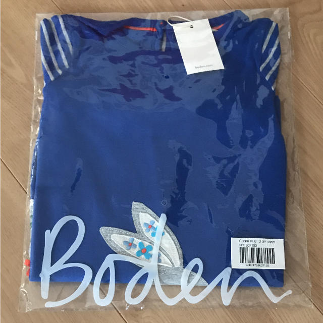 Boden(ボーデン)の⭐️新品⭐️Bodenボーデン日本未入荷⭐️2018AW新作ブルーワンピース キッズ/ベビー/マタニティのキッズ服女の子用(90cm~)(ワンピース)の商品写真