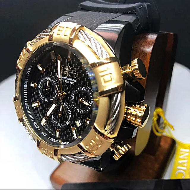 Invicta 正規品Bolt Chronographゴールドミラーケース付き