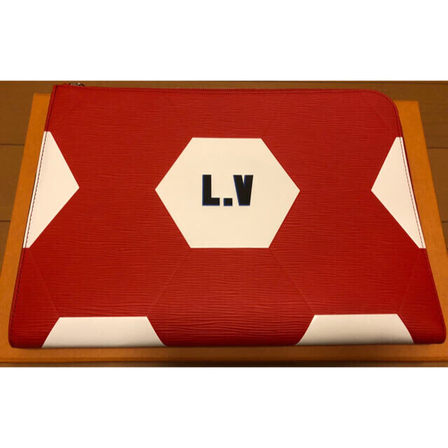 華麗 LOUIS VUITTON レア FIFAワールドカップ 赤 GM ポシェット