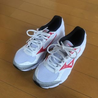 ミズノ(MIZUNO)のミズノ ランニングシューズ 24.5センチ(シューズ)