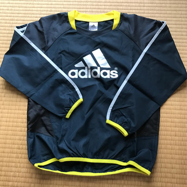 adidas(アディダス)のウィンドブレーカー キッズ/ベビー/マタニティのキッズ服女の子用(90cm~)(ジャケット/上着)の商品写真