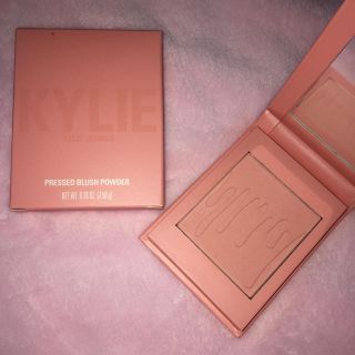 カイリーコスメティックス(Kylie Cosmetics)のKylie cosmetics ブラッシュ(チーク)(チーク)