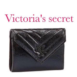 ヴィクトリアズシークレット(Victoria's Secret)の新品❣️Victoria's secret 二つ折り財布(財布)