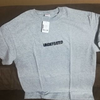 アンディフィーテッド(UNDEFEATED)のundefeated Tシャツ(Tシャツ/カットソー(半袖/袖なし))