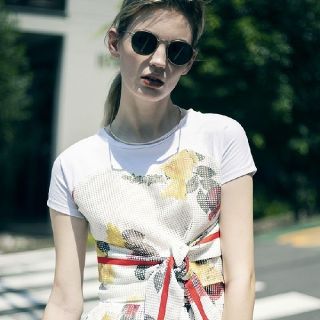 アメリヴィンテージ(Ameri VINTAGE)のAMERI　MEDI MESH PRINT TEE　新品未使用　タグつき(Tシャツ(半袖/袖なし))