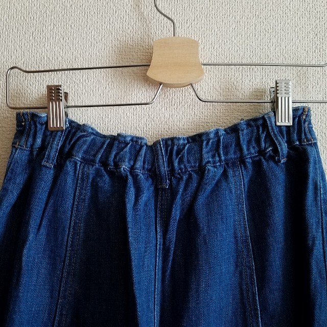 w closet(ダブルクローゼット)のデニム 膝下丈スカート レディースのスカート(ひざ丈スカート)の商品写真