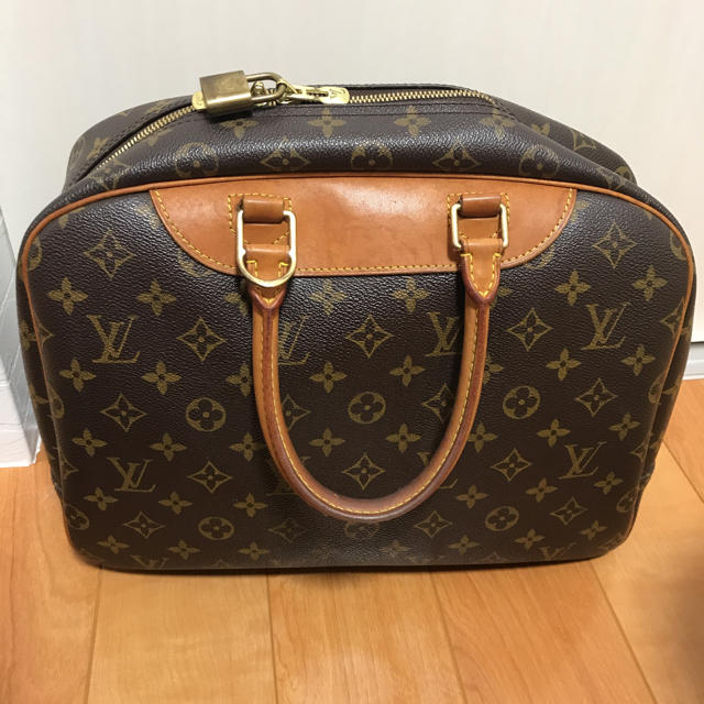 定番のお歳暮 LOUIS VUITTON - ルイビトン モノグラム バッグ