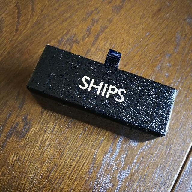 SHIPS(シップス)のSHIPS　シップス　ネクタイピン　ケース メンズのファッション小物(ネクタイピン)の商品写真