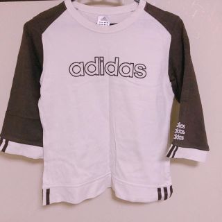 アディダス(adidas)のadidas Tシャツ(Tシャツ/カットソー(七分/長袖))