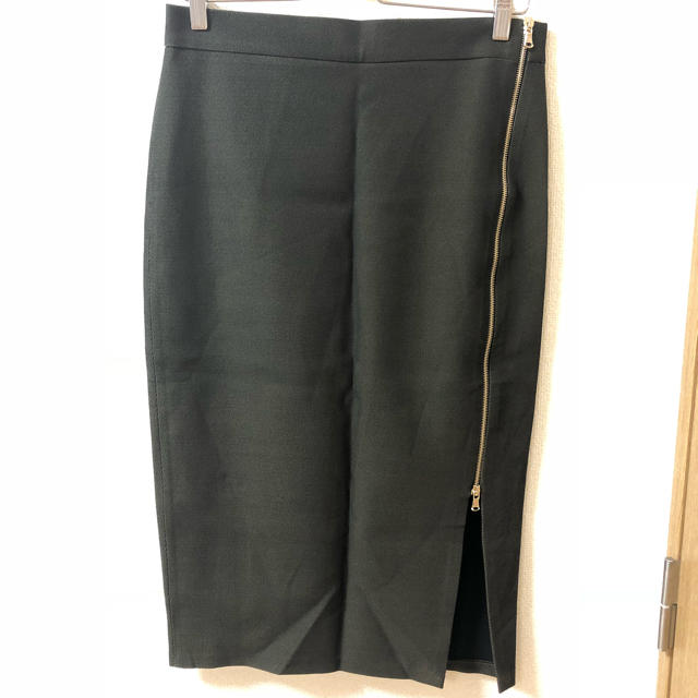 ZARA(ザラ)のZARA タイトスカート カーキ グリーン レディースのスカート(ひざ丈スカート)の商品写真