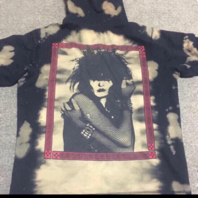 Supreme(シュプリーム)の希少◆正規品◆Supreme 14SS Siouxie Pullover  メンズのトップス(パーカー)の商品写真