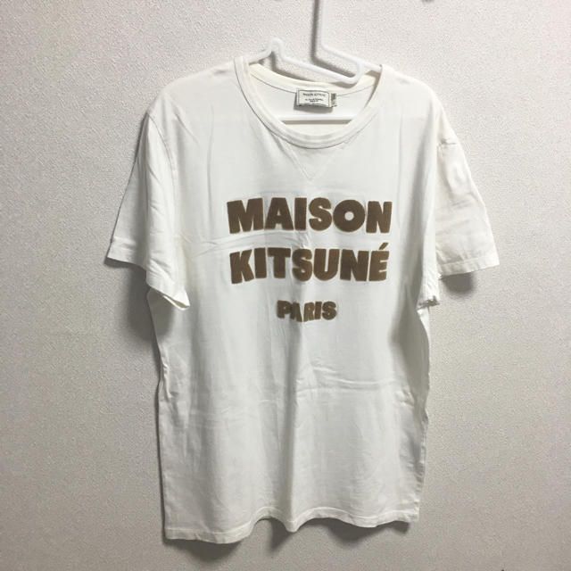 MAISON KITSUNE'(メゾンキツネ)のMAISON KITSUNE モコモコロゴTシャツ レディースのトップス(Tシャツ(半袖/袖なし))の商品写真