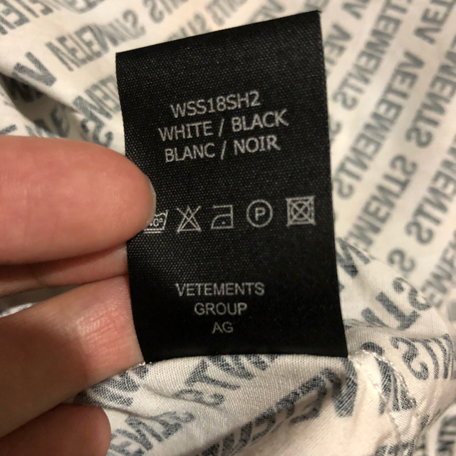 VETEMENTS ヴェトモン シャツ